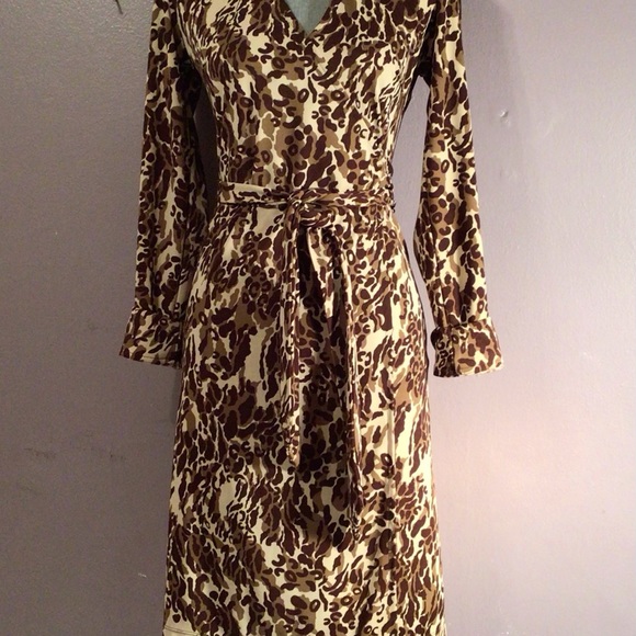 Ladies Express leopard print dress - Picture 5 of 7